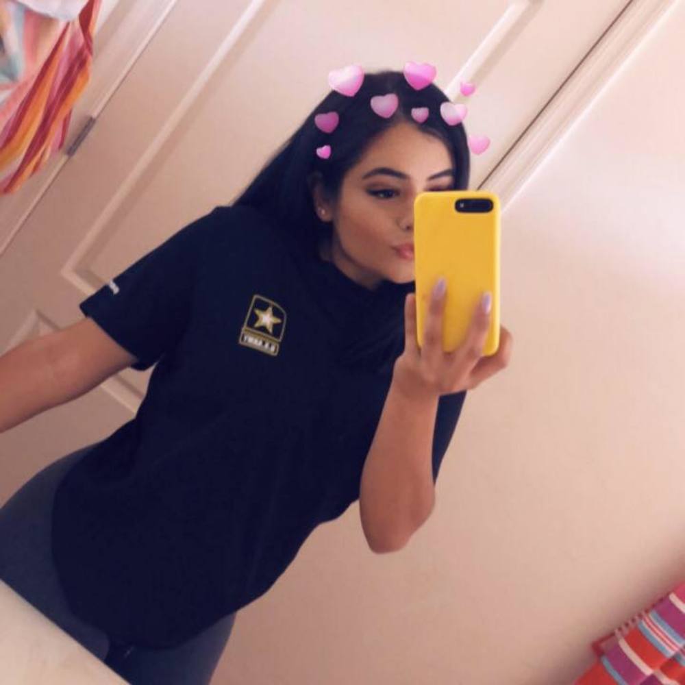 Meet your Posher, Grecia